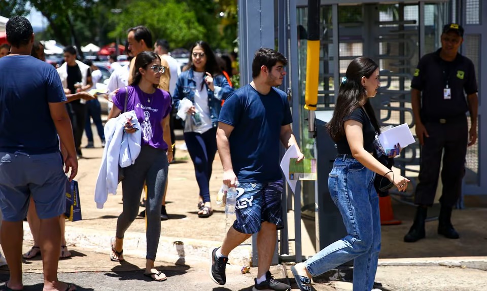 Enem: MEC aciona PF para investigar novo vazamento de imagem