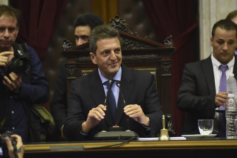 Inflação anual na Argentina chega a 142,7%