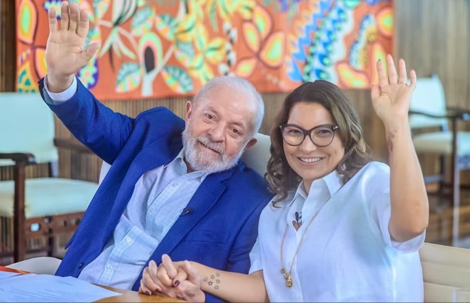 Lula condecora Janja, Lu Alckmin e ministros com o mais alto grau da Ordem de Rio Branco