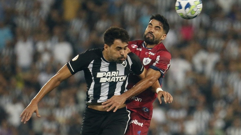 Botafogo e Flamengo em campo; veja os jogos de hoje e onde assistir