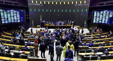 Congresso reage a veto de Lula à desoneração, e parlamentares dizem que decisão será derrubada