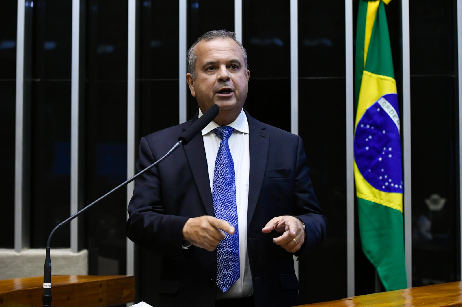 Rogério Marinho critica indicação de Flávio Dino ao STF: "Lenha na fogueira"