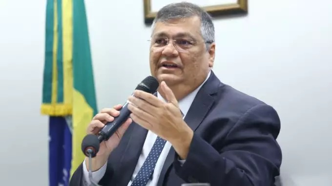 Dino sai do cargo sem ir a quase 100 convocações