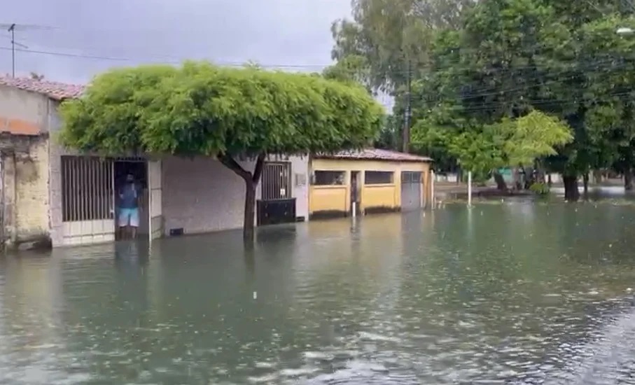 Inmet publica alerta de perigo com chuvas intensas para 111 cidades do RN