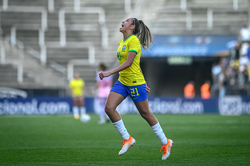 VÍDEO: Potiguar marca golaço e Seleção Feminina vence Japão por 4 a 3; veja os gols