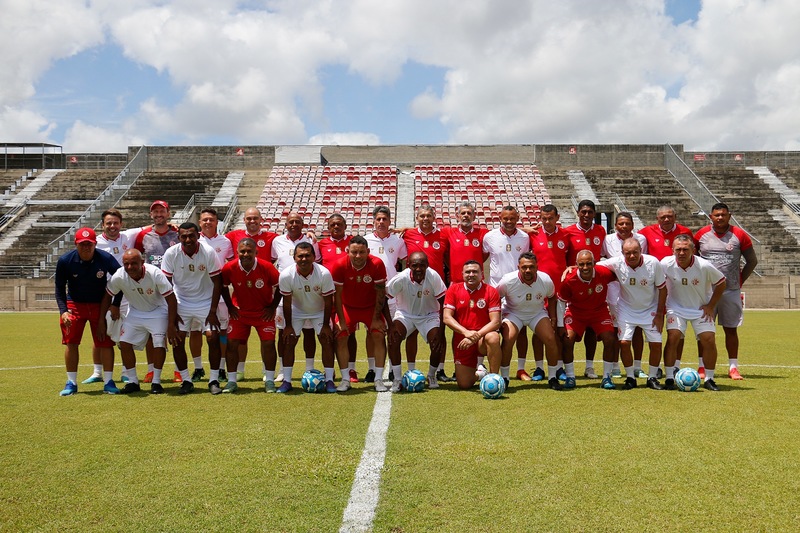 VÍDEO: América reúne campeões do Nordeste e elencos dos acessos para Jogo das Lendas; ASSISTA