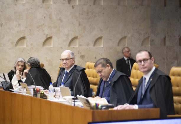 A nova carta na manga de senadores da oposição para frear o STF