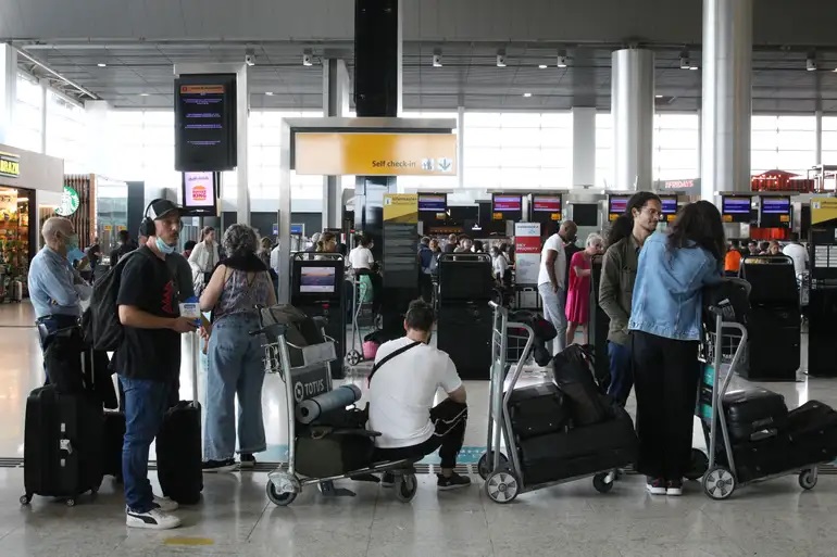 Passagens de avião em voos domésticos atingem o maior preço médio da história