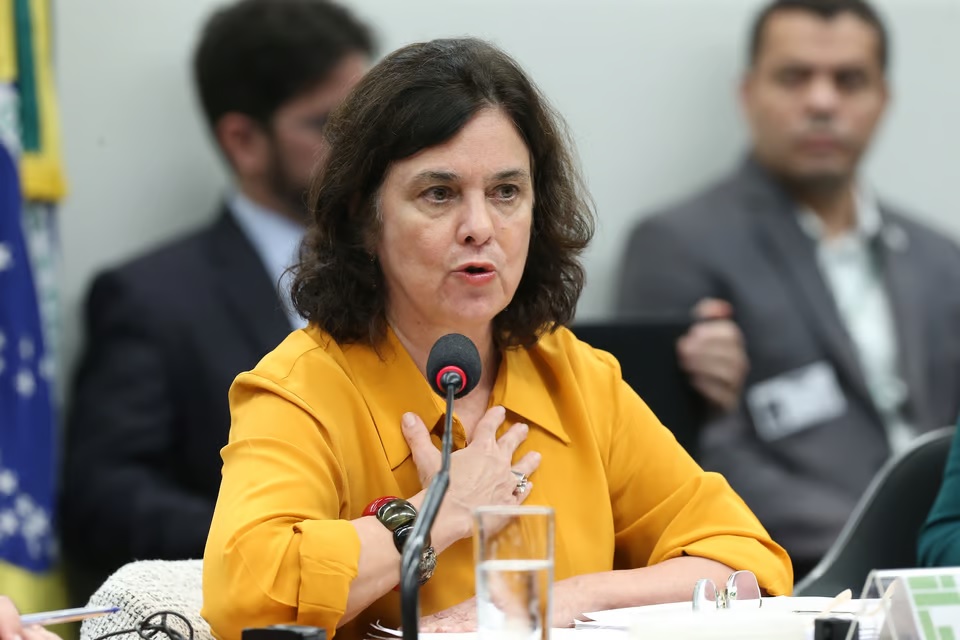 TCU pede que ministra de Lula devolva R$ 11 mi à União