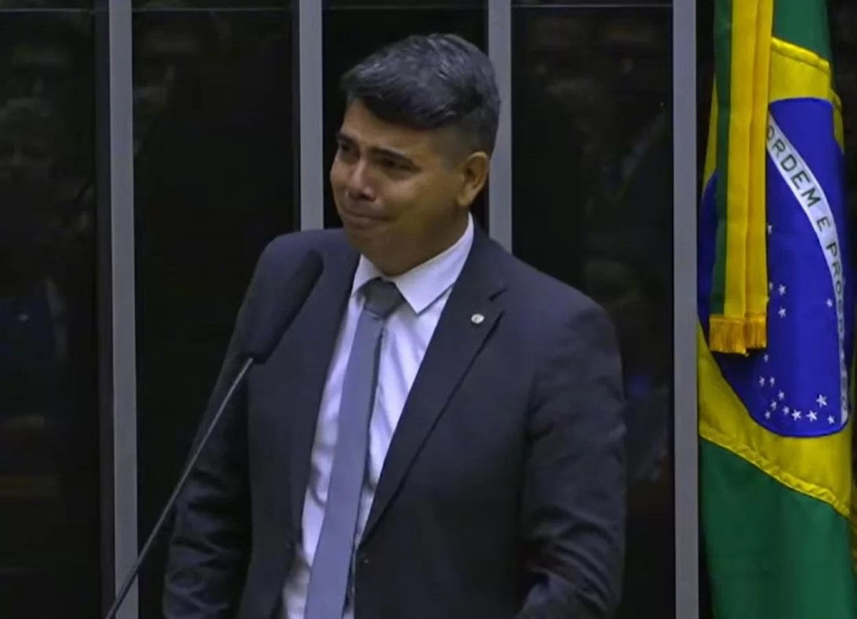 PT quer processo ético disciplinar contra deputado que levou tapa