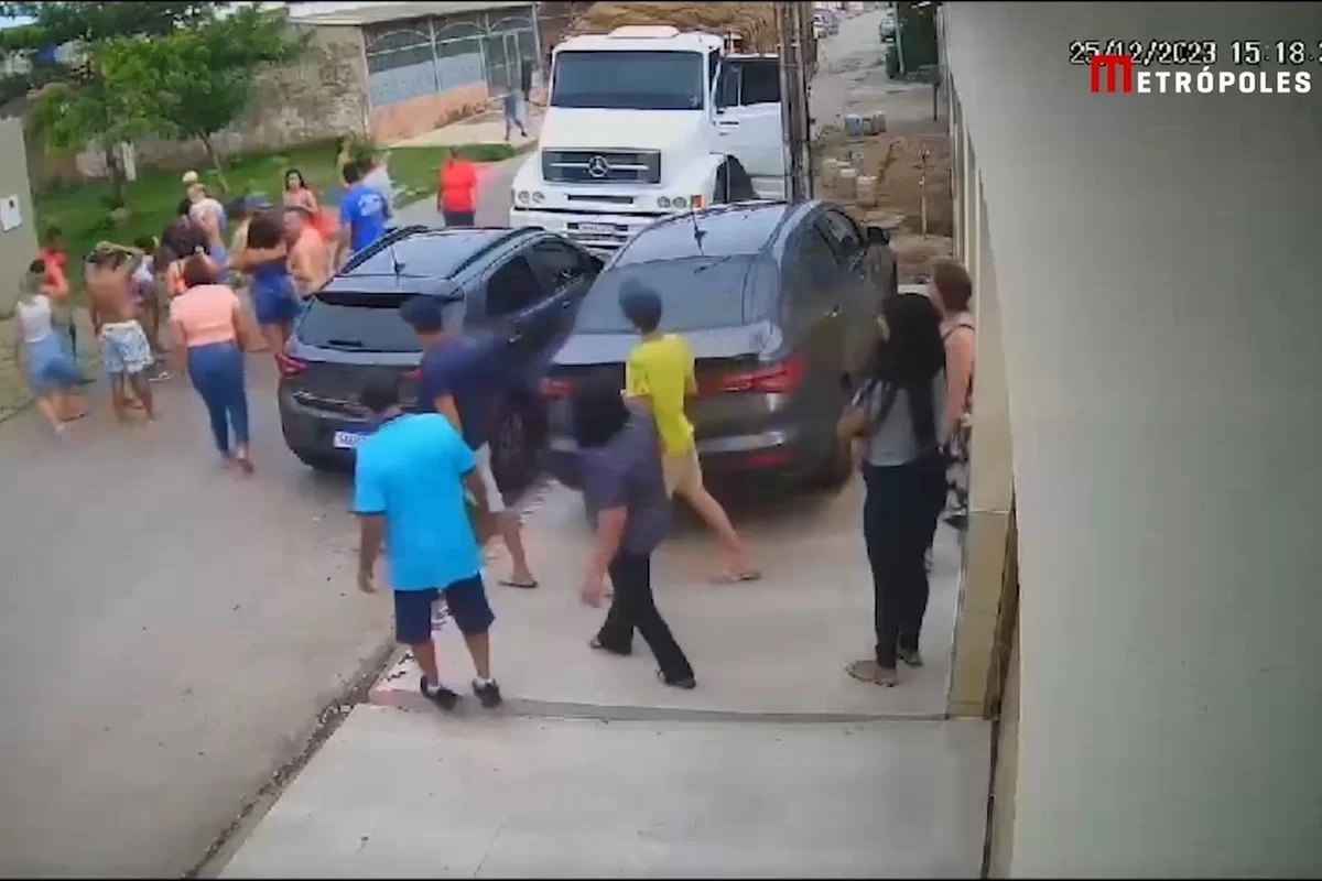 VÍDEO: Policial de folga no Natal salva recém-nascido de engasgo