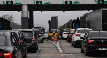 Vai viajar no Ano-Novo? Abastecer com etanol vale a pena em nove estados e no DF; confira
