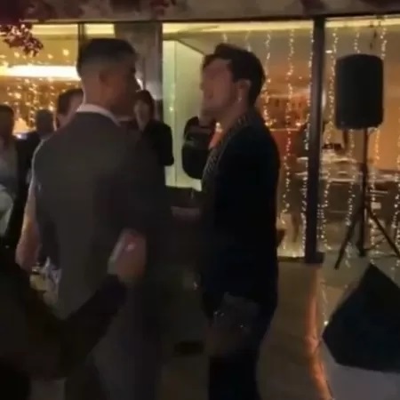 VÍDEO: Réveillon particular de Cristiano Ronaldo tem show de Luan Santana
