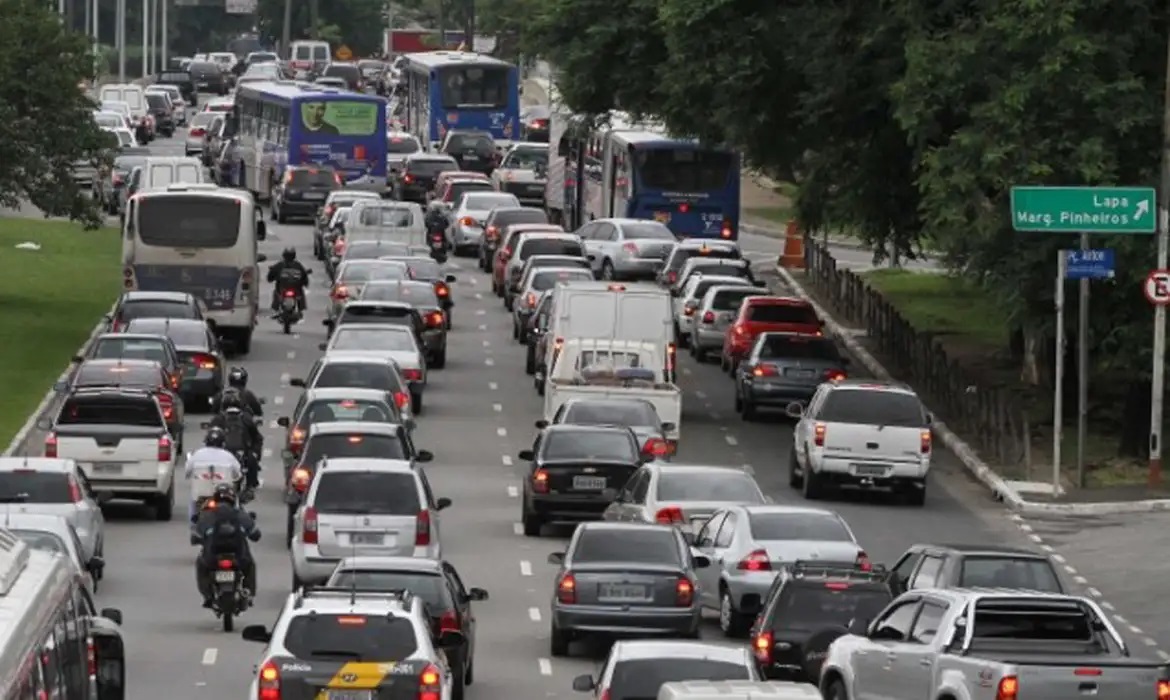 Lei de trânsito: veja novos itens obrigatórios nos carros a partir de 2024