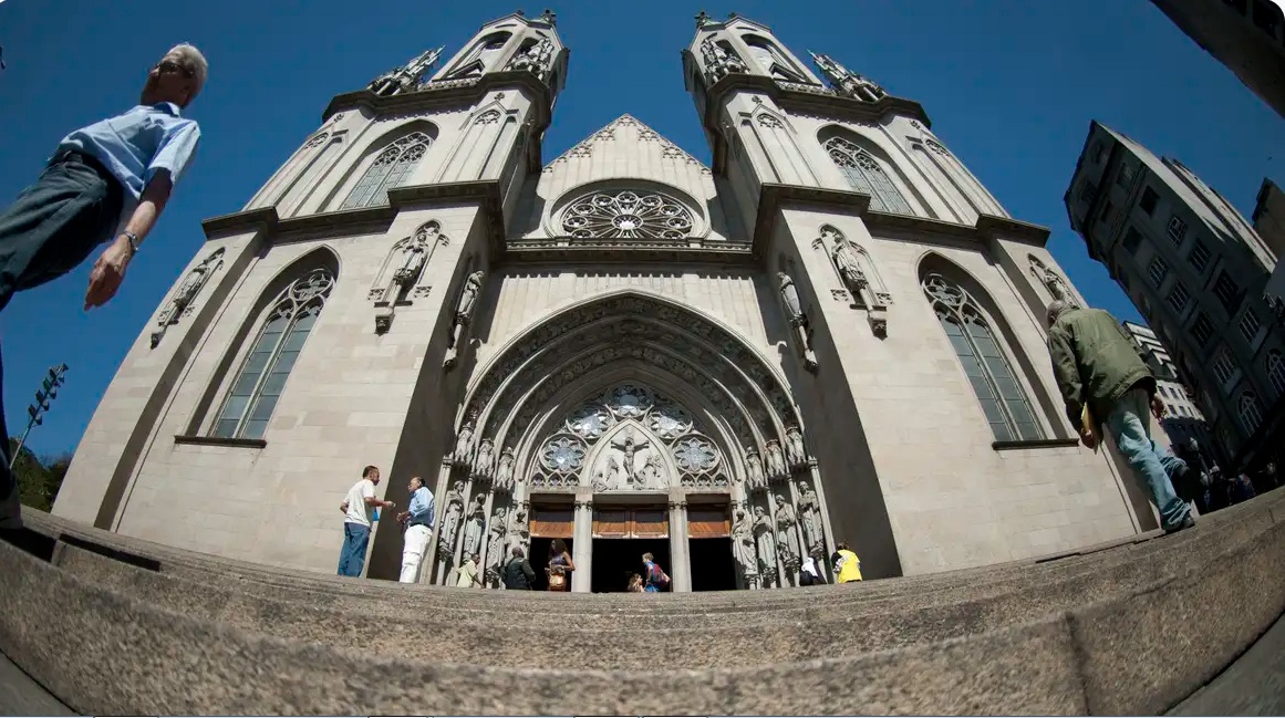 Arquidiocese se diz perplexa sobre CPI contra padre Julio Lacellotti