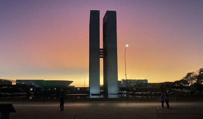 Governo tem 270 ex-candidatos em cargos; 115 são do PT