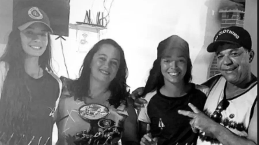 Jovem sobrevive a acidente, mas perde os pais e a irmã adolescente