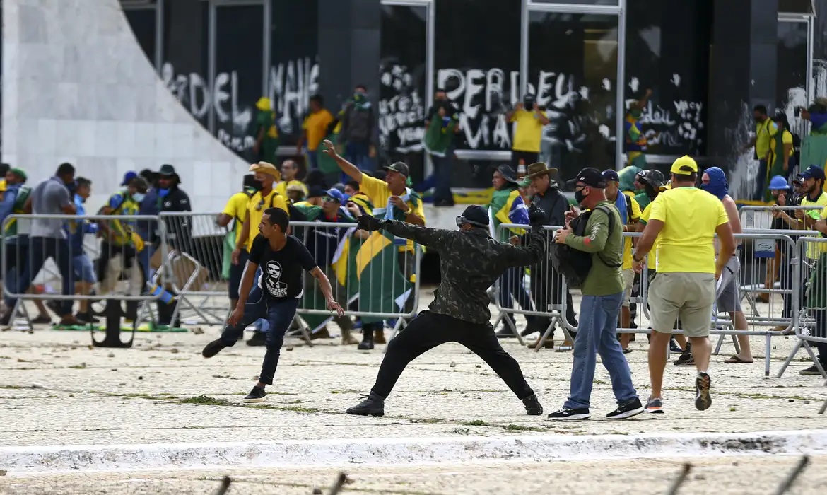 Só 18,8% acham que 8 de janeiro foi para dar um golpe, aponta pesquisa