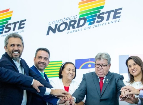 Nenhum dos 9 governadores do Nordeste está entre os 10 melhores do Brasil; Fátima Bezerra é a 2° maior reprovação