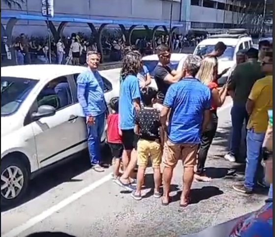 VÍDEO: Motoristas por aplicativo realizam protesto em Natal e deixam trânsito lento na Salgado Filho
