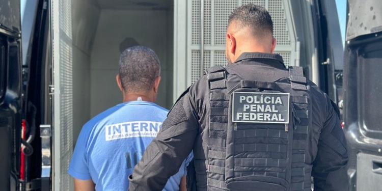 VÍDEO: Traficante Fernandinho Beira-Mar volta ao RN; ASSISTA