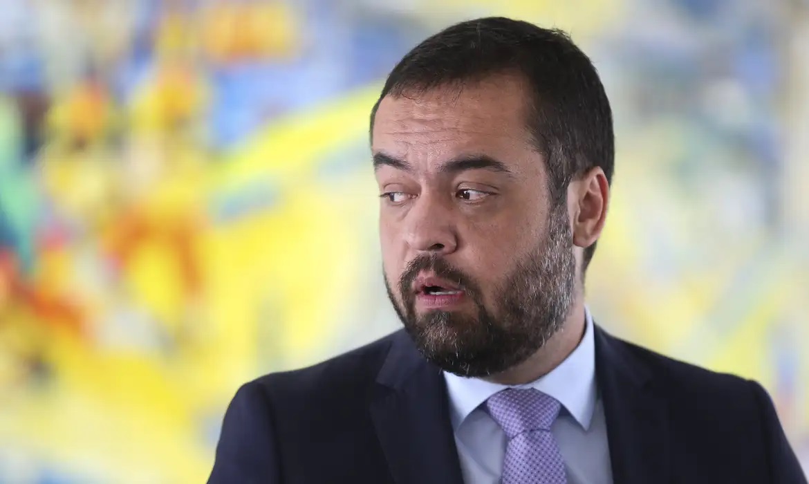 Cláudio Castro recebeu R$ 326 mil e US$ 20 mil de propina quando era vereador e vice-governador, aponta relatório da...