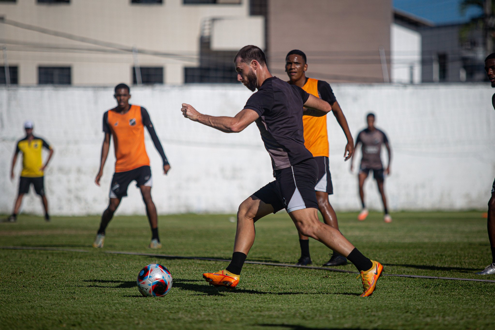 Força e Luz x ABC, Botafogo, São Paulo nos estaduais; veja jogos de hoje e onde assistir