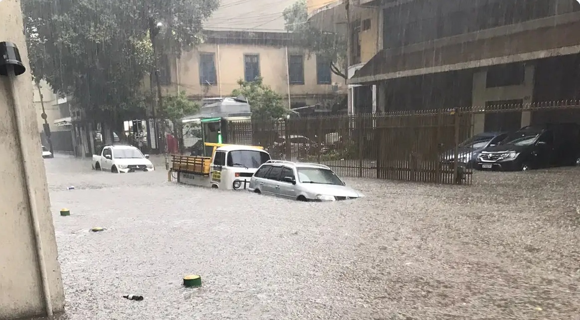 Meteorologia emite alerta para tempestades em 11 estados