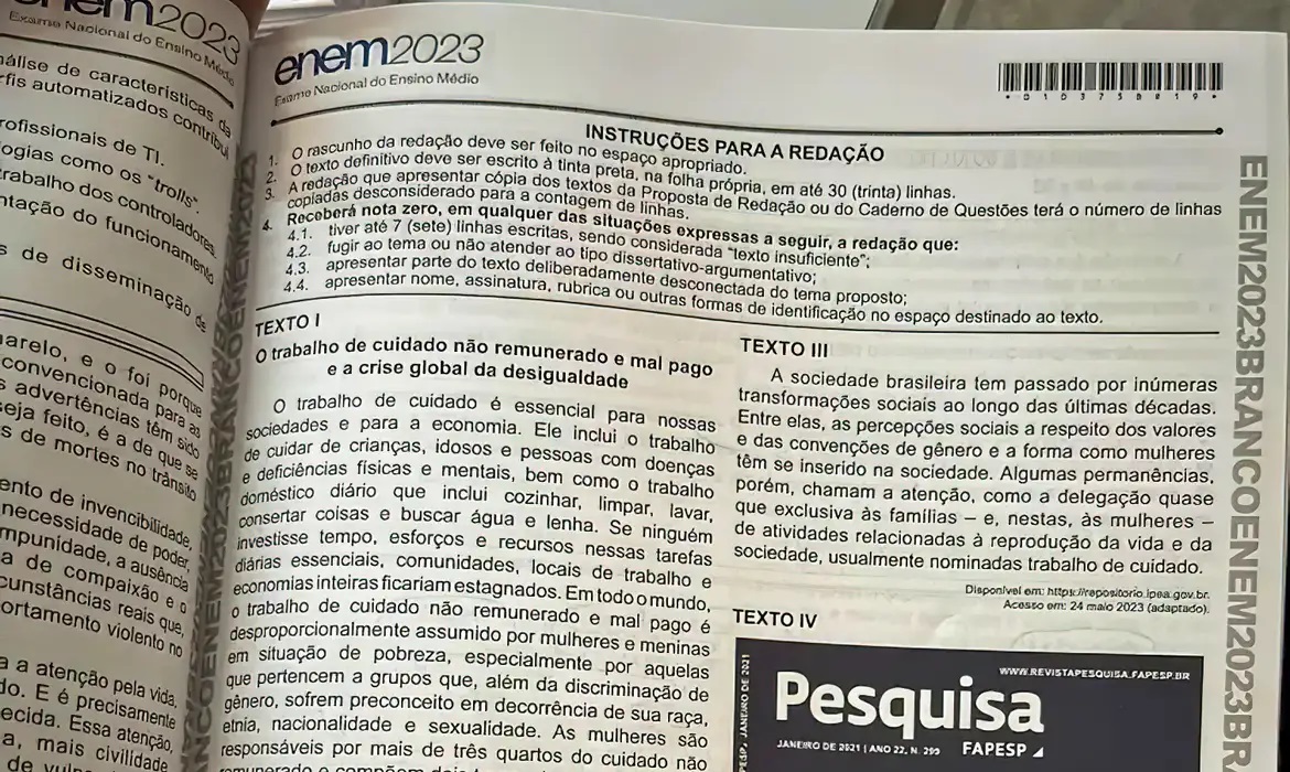 PF investiga vazamento da redação do Enem 2023 em redes sociais