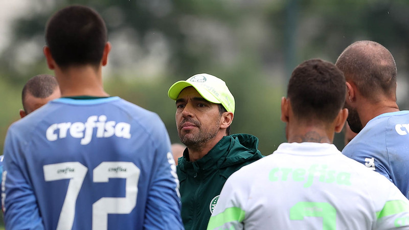 Palmeiras, Corinthians, Botafogo e campeonatos estaduais; veja horário e onde assistir