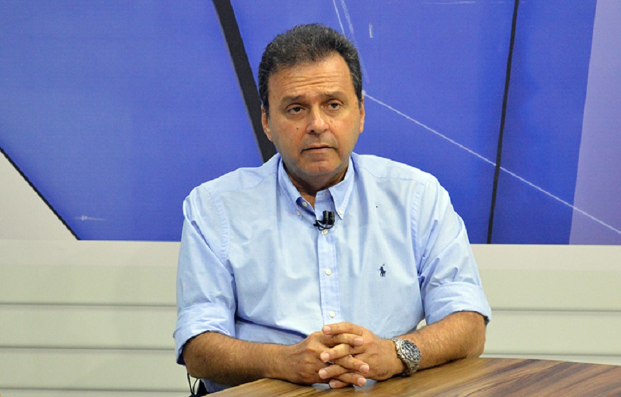 Relatório do MPE pede desaprovação das contas de Carlos Eduardo e opina por devolução de cerca de R$ 540 mil