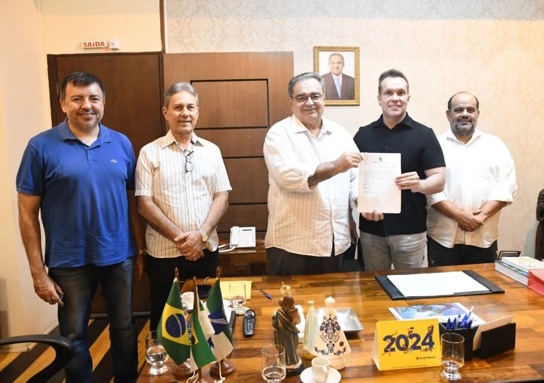 Álvaro Dias retorna à Prefeitura de Natal