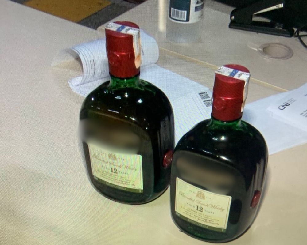 Homem é preso furtando garrafas de whisky em supermercado na Grande Natal