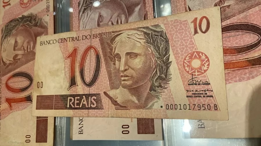 Notas e moedas raras podem valer até R$ 8.000; como saber se você tem?