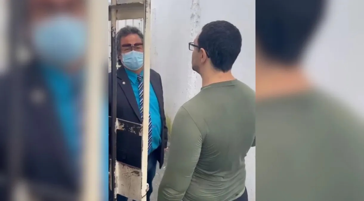 Juiz manda prender delegado que o denunciou por corrupção