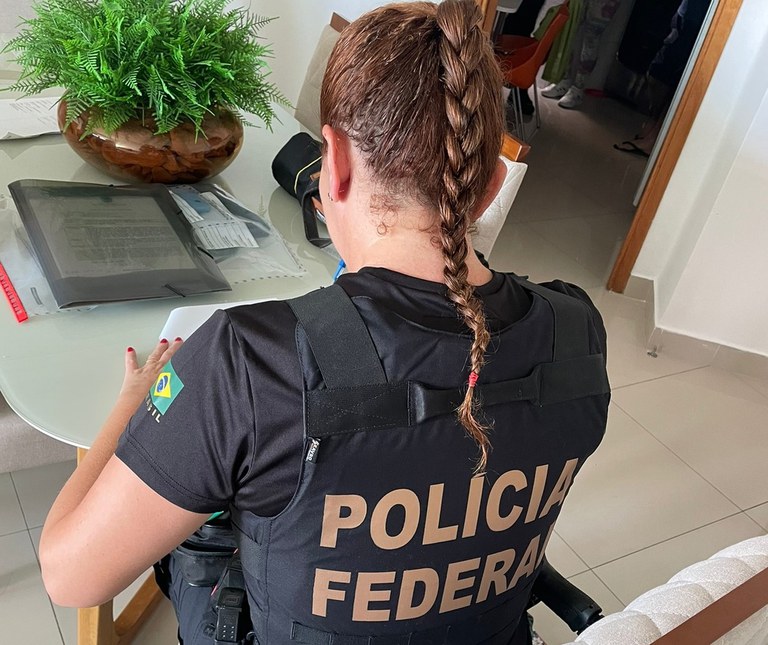 PF combate crimes de abuso sexual infantojuvenil na internet em Natal